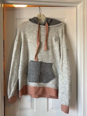 Women’s IU Hoodie Sweater in Light Gray with Dusty Rose Trim
